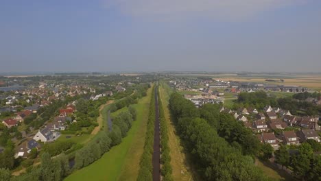 Das-Neu-Gebaute-Wohngebiet-In-Der-Nähe-Von-Goese-Meer-In-Den-Niederlanden