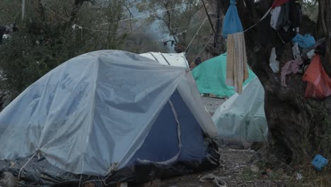 Moria-Flüchtlingslager-Zelt-Plastik-Lebensbedingungen