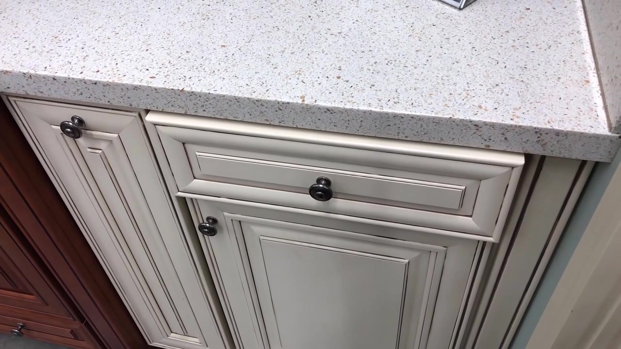 Traditional white cream kitchen wood cabinets, drawer soft closing with slow motion
