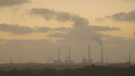 Lapso-De-Tiempo-De-La-Central-Eléctrica-De-Carbón-Al-Atardecer,-Israel