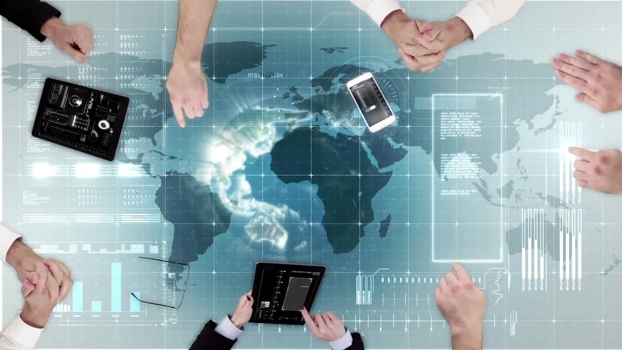 사업가 들 의 손 이 일 하고 있다