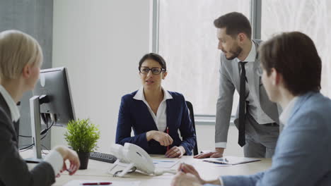 reunión de negocios en la oficina