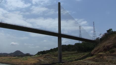 Centennial-Bridge,-Puente-Centenario,-crossing-the-Panama-Canal