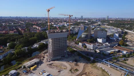 Rascacielos-En-Construcción-Berlín