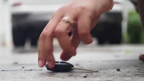 lost car key on the ground