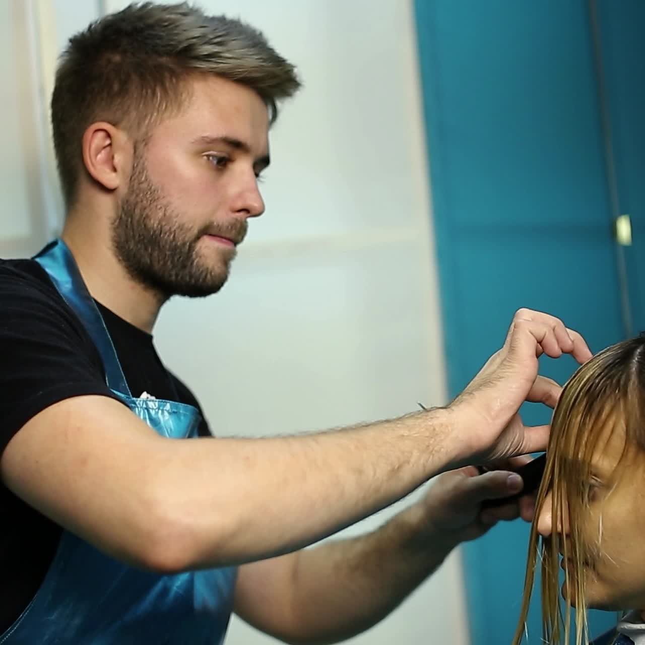 proceso de corte de cabello