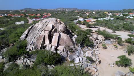 ayo rock formation in aruba