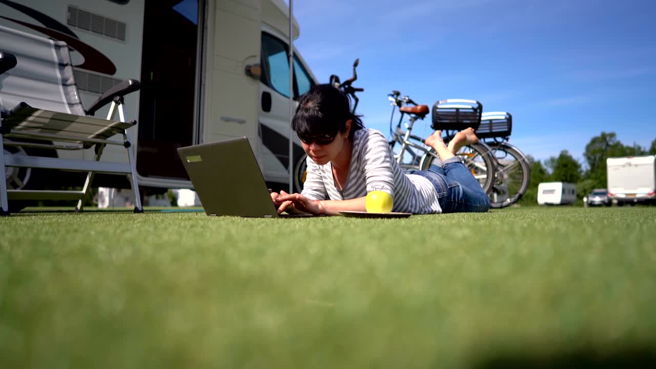 가족 휴가 여행, 오토바이 로 휴가 여행