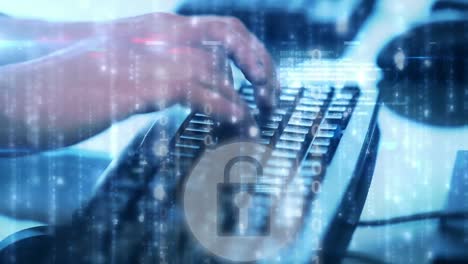 icono de candado de seguridad y rastros de luz que caen contra la sección media de la persona que usa el teclado de la computadora