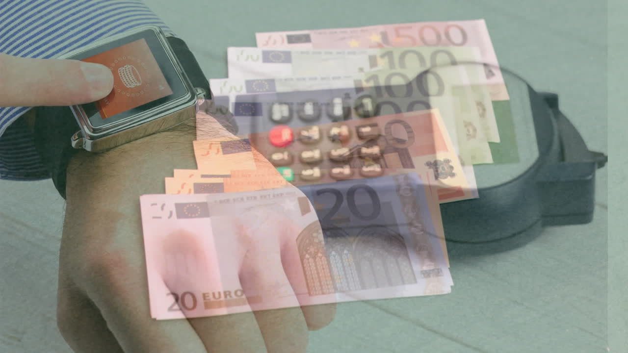 animación de primer plano de billetes de euro sobre la sección media del hombre utilizando reloj inteligente y máquina de tarjetas.