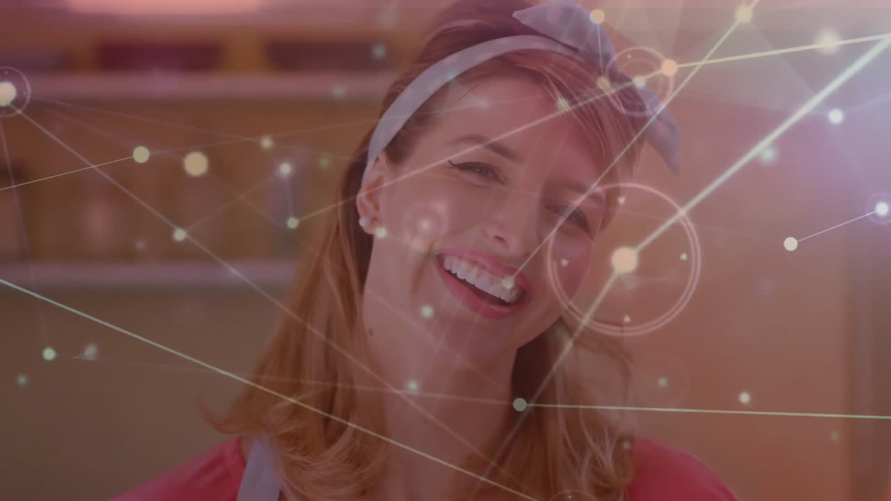 animación de la red de conexiones con círculos sobre la mujer caucásica