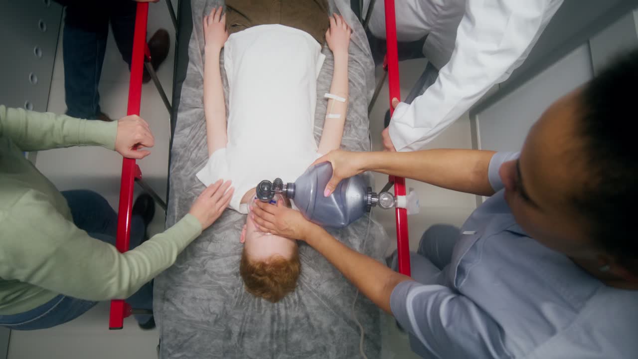 реанимация ребенка в процессе