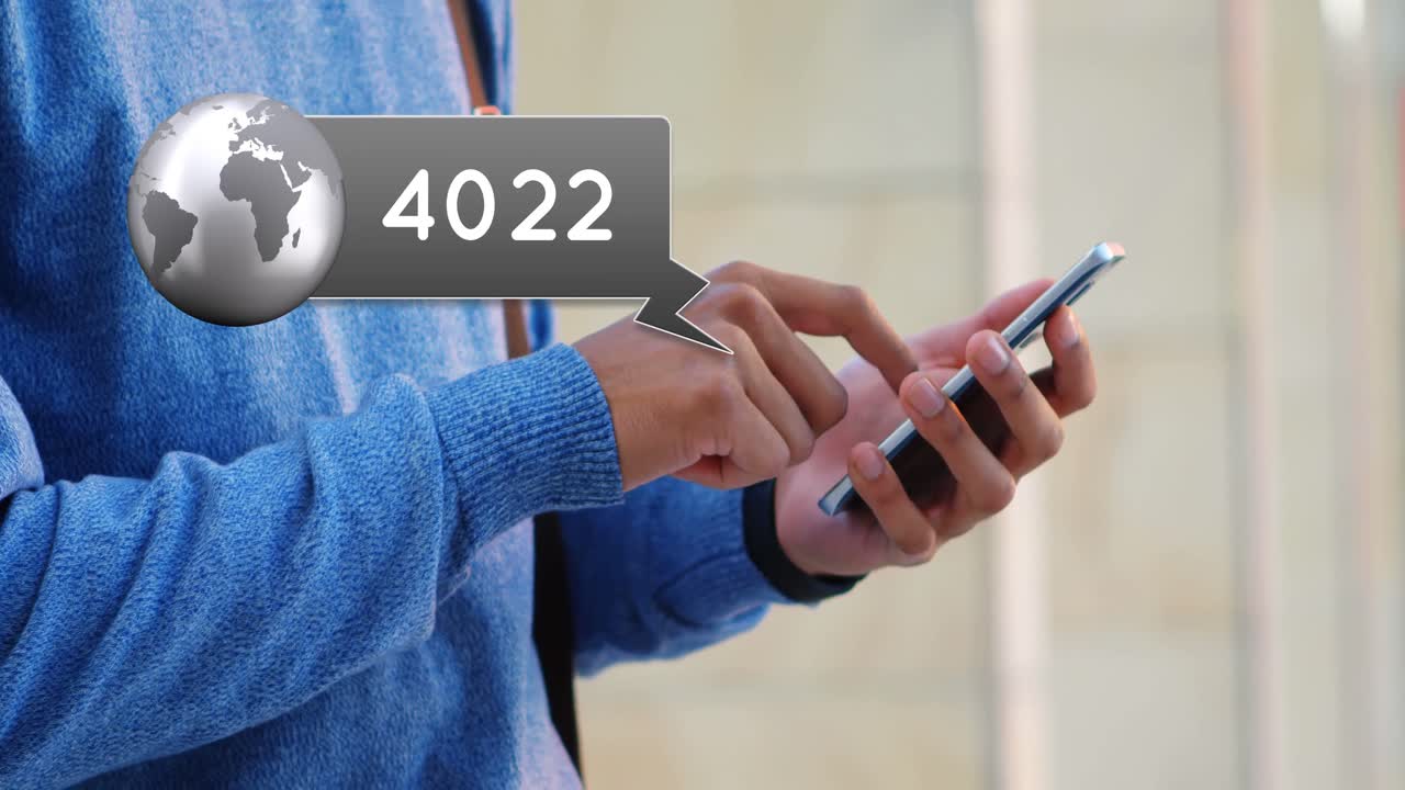 hombre chequeando su teléfono 4k