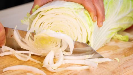 cortar el repollo chino