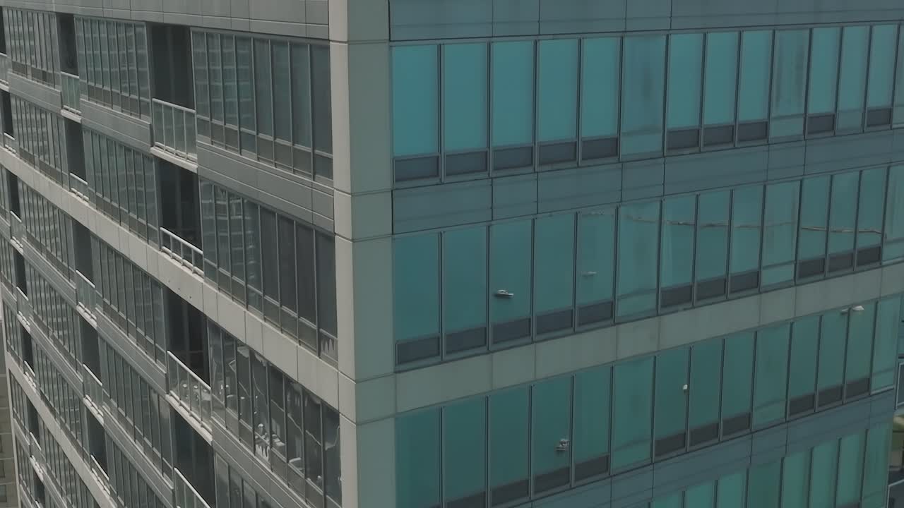 Stunning aerial view of a rooftop lounge in Chicago skyscraper
