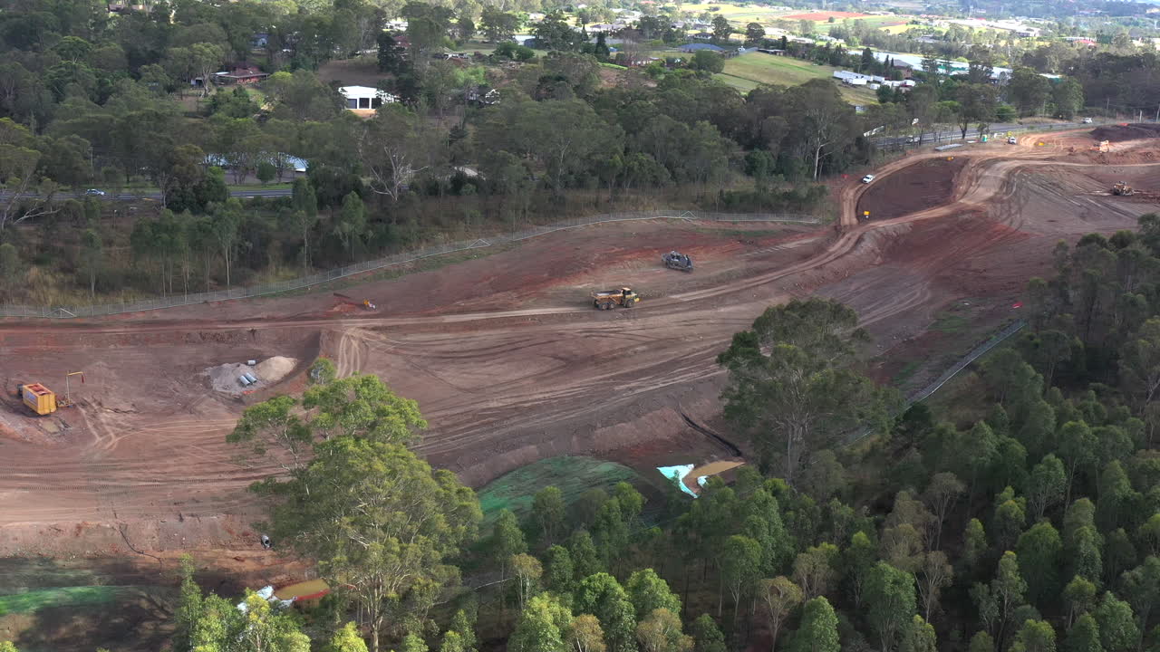 los trabajos de construcción de la nueva autopista m12 para el nuevo aeropuerto internacional de western sydney, australia