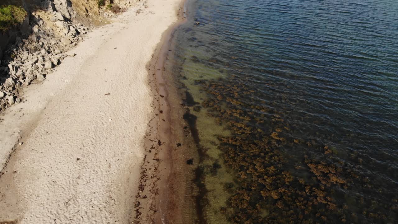 красивый пляж на севере германии, шлезвиг-гольштейн, называется ноер-пляж на балтийском море