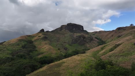 Drone-video-over-mountains-in-Fiji