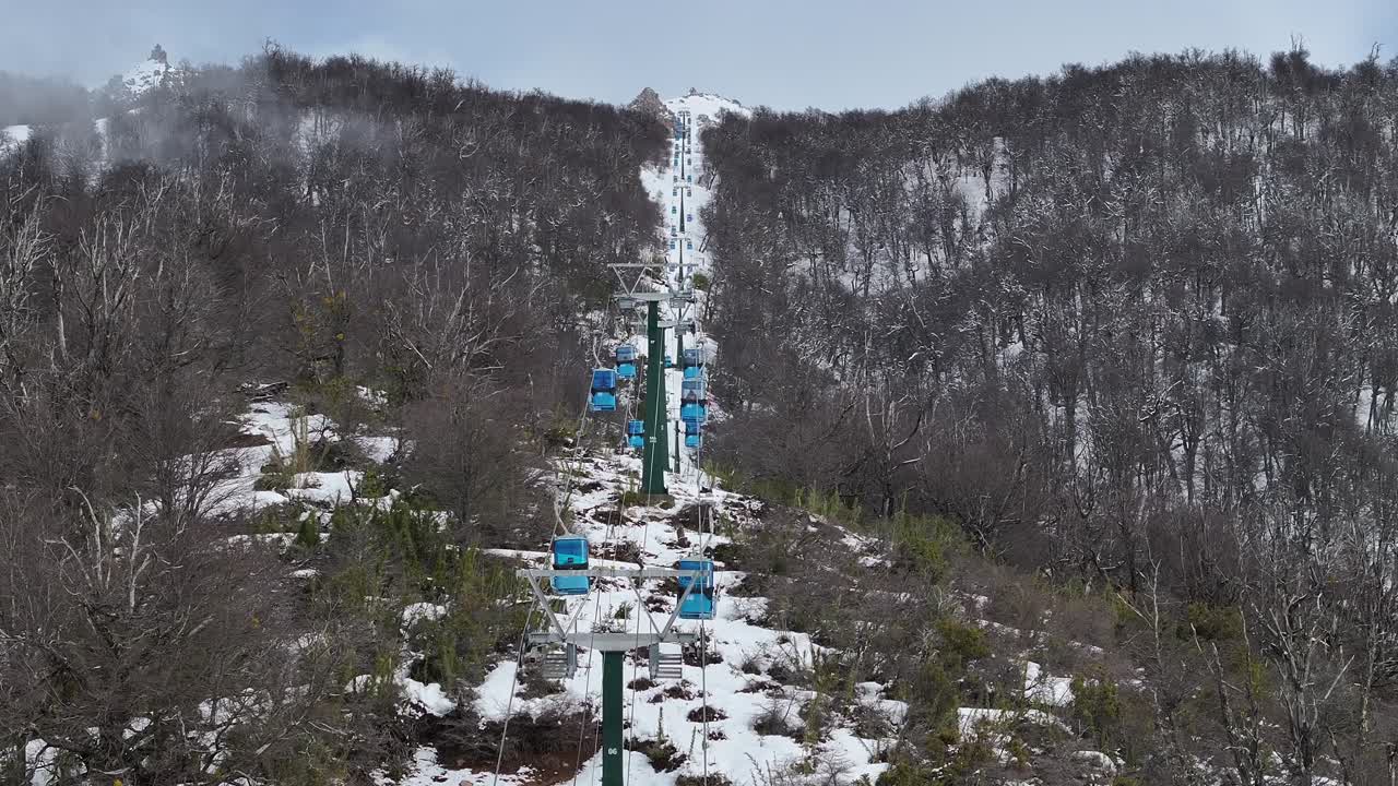 아르헨티나 리오 네그로 (rio negro) 의 산 카를로스 데 바릴로체 (san carlos de bariloche) 에 있는 세로 카테드랄