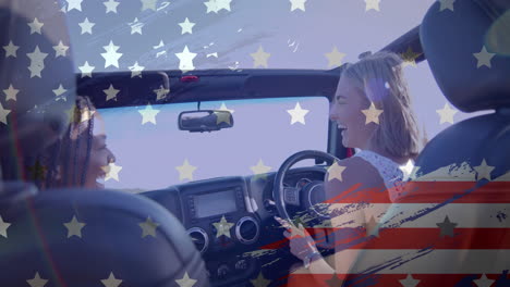 animación de la bandera de los ee.uu. sobre mujeres diversas felices en el coche por la playa en verano
