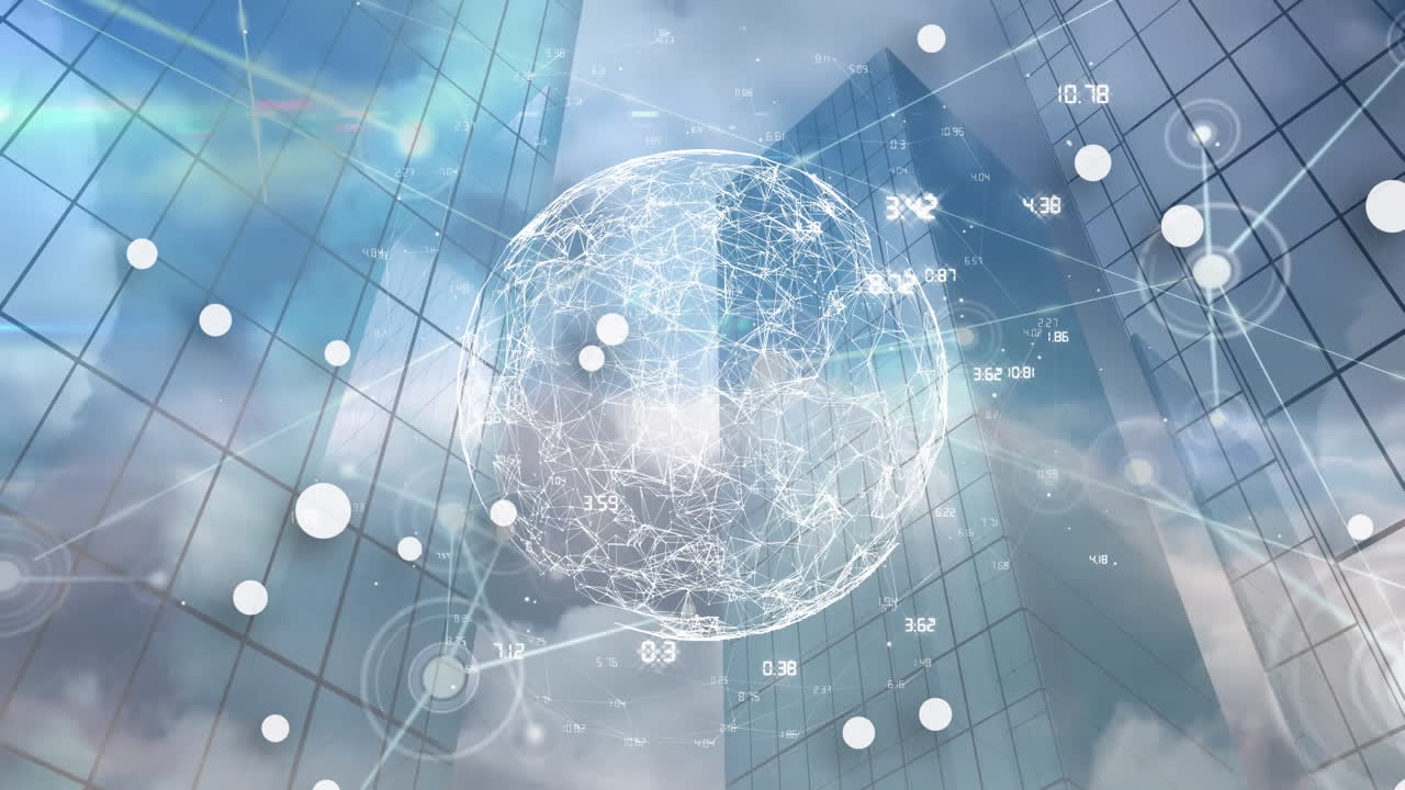 연결 네트워크의 애니메이션과 하늘의 구름에 대항하여 높은 건물 위에 회전하는 지구