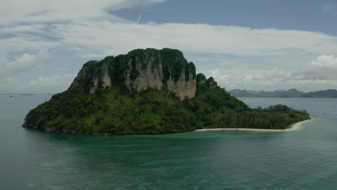 Establishing Shot of beautiful island with sea