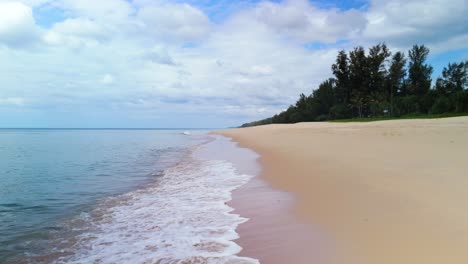 slow motion of beautiful shorebreak soothing waves crashing on the beach, relaxing waves on beautiful beach, turtle beach
