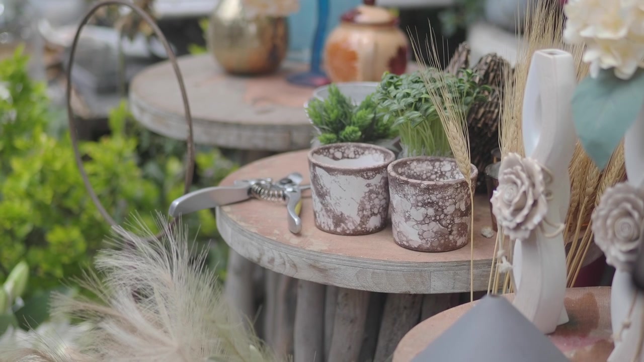 Garden decor Videos - HD and 4K to download | Magnific