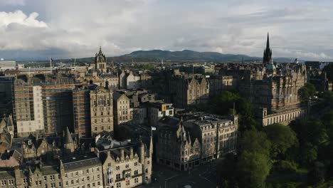 Aerial-view-of-Edinburgh's-downtown-historic-buildings-at-sunset