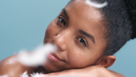 suave, cuidado de la piel y belleza con plumas