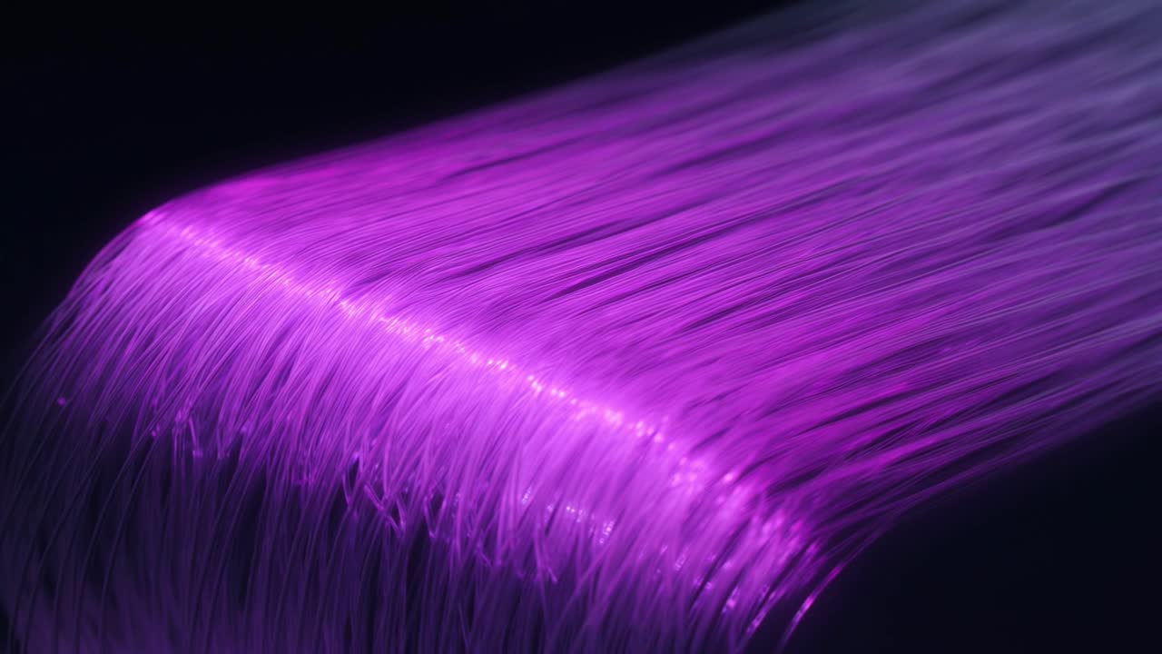 Glødende fiberoptiske kabler, der skifter farve