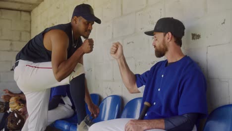 baseball players discussing together