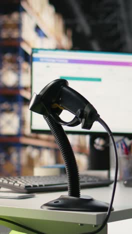 Vertical Video Package tracking software system follows the parcels shipped via awb numbers
