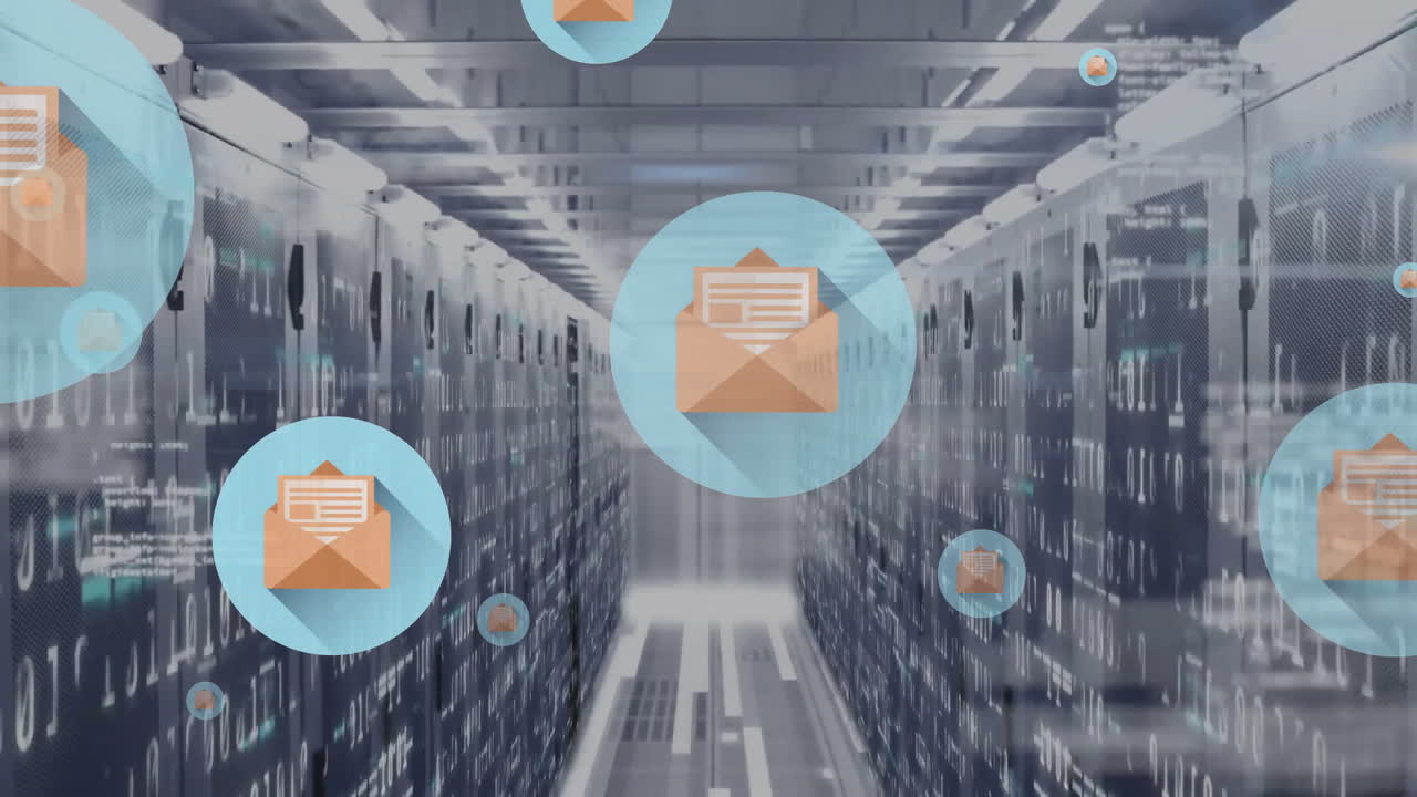 컴퓨터 서버를 통해 떠다니는 이메일 아이콘의 애니메이션 및 데이터 처리