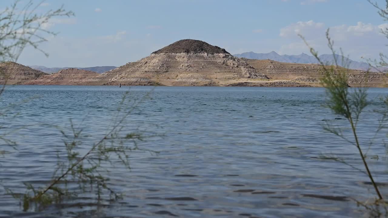호수 mead, 욕조 반지와 섬, 여전히  ⁇