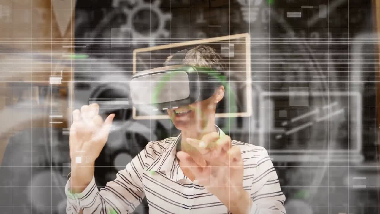 múltiples iconos digitales y procesamiento de datos contra una mujer caucásica que usa auriculares vr en la oficina