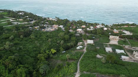 Vista-Aérea-De-La-Pequeña-Comunidad-El-Arroyo-Al-Sur-De-Barahona-En-La-República-Dominicana