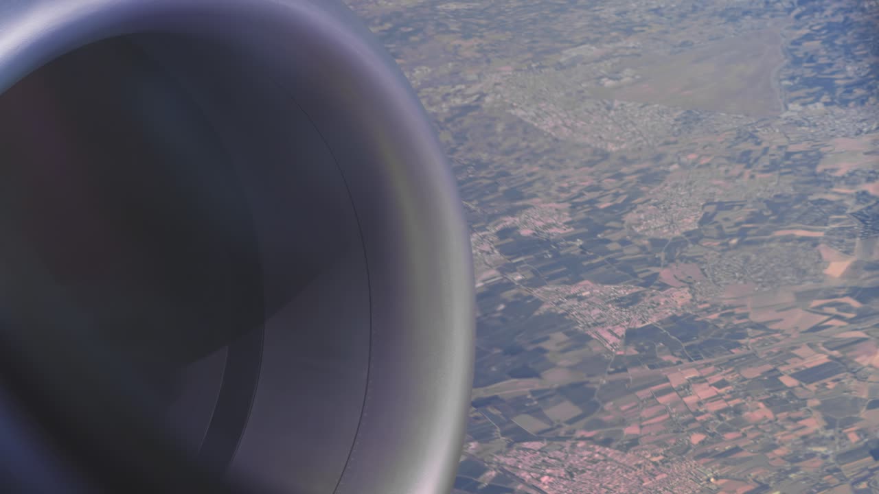 sobrevolando españa desde un avion de pasajeros
