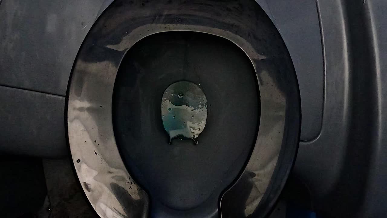 스코틀랜드 던드 (dunkeld) 의 화장실 기 과정