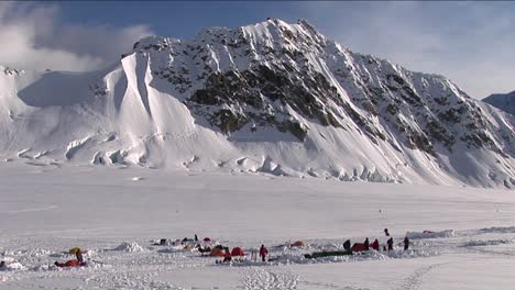 Denali-basecamp-in-the-morning