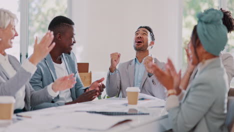 Gente-De-Negocios,-Celebración-De-Oficina