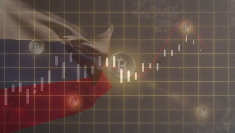 animación de los símbolos de bitcoin sobre el procesamiento de datos y la bandera de rusia