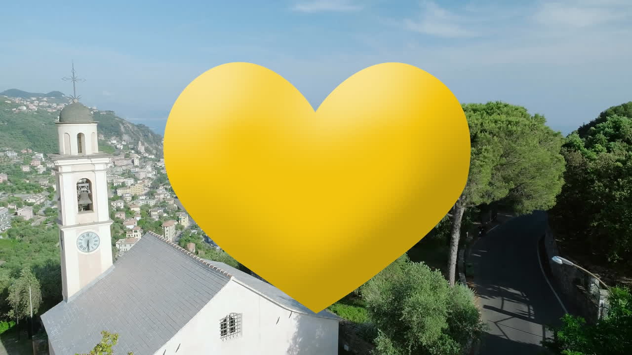 도시 풍경의 공중 전망에 대한 노란색 심장 아이콘의 디지털 구성