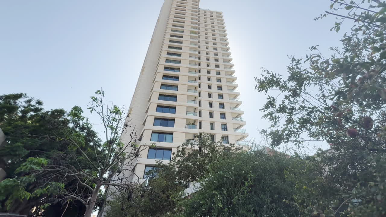 Tall residential tower in Tel Aviv