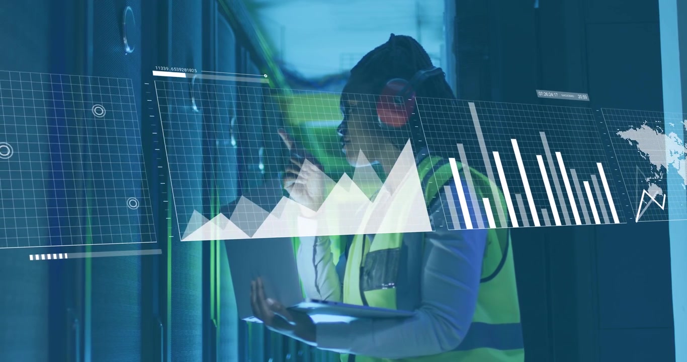 Animazione di elaborazione dati su donna afroamericana informatica vicino a server di computer