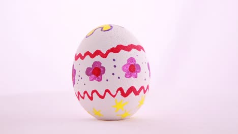 decorated easter egg