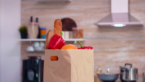 verduras en bolsas de papel