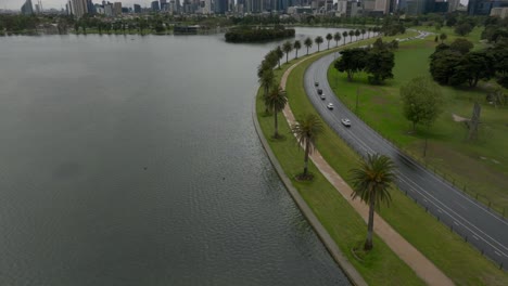 revelando imágenes de los rascacielos de melbourne capturadas en el parque albert