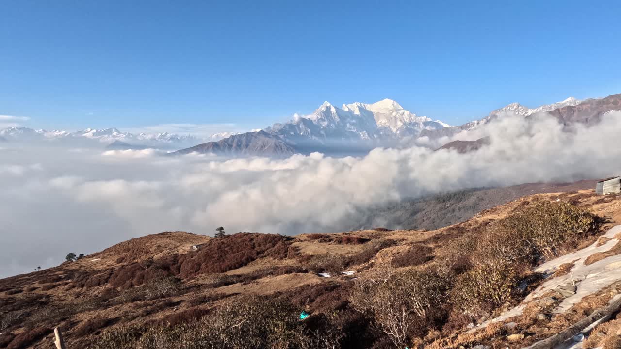Timelapse Incredible mountain panorama of the snowy Ganesh Himaly mountain range