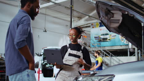 car engineer listens to client request